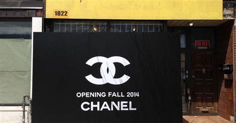 Artwork of Chanel storefront along Danforth Avenue sparks talk of 